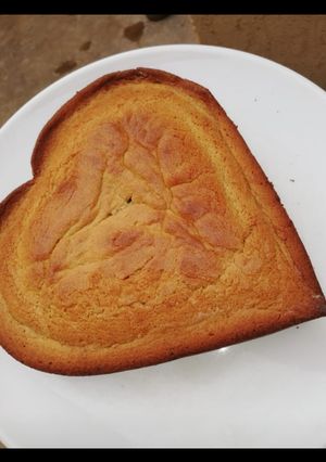 A picture of Heart shaped sponge cake 😋.