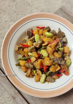 Foto resep Oseng Kentang Hati Sapi