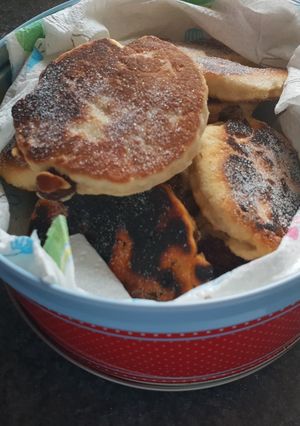 A picture of Traditional Welsh Cakes.