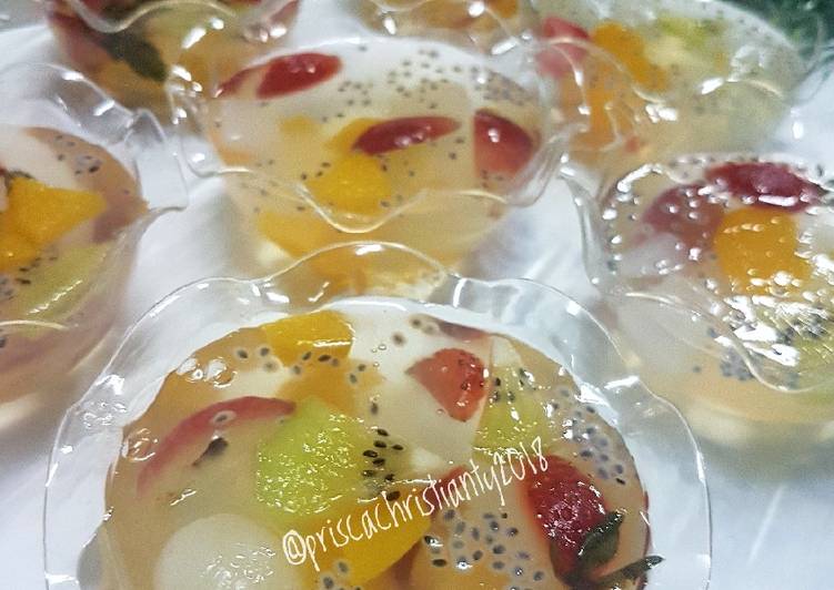 Fruity cup puding