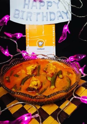 A picture of Bhindi Chicken.