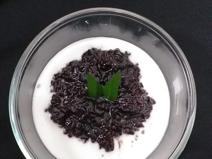 Langkah Mudah untuk Membikin Resep Bubur Ketan Hitam yang Bikin Ngiler Anti Ribet, Lezat Sekali