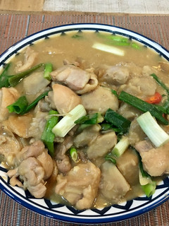 芋頭燒雞 的食譜成品照片