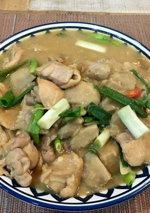芋頭燒雞 的食譜成品照片
