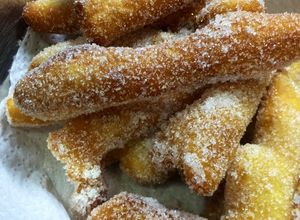 Una foto de 🔶️Churros caseros sin churrera