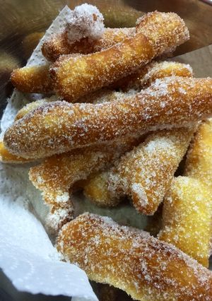 Una foto de 🔶️Churros caseros sin churrera
