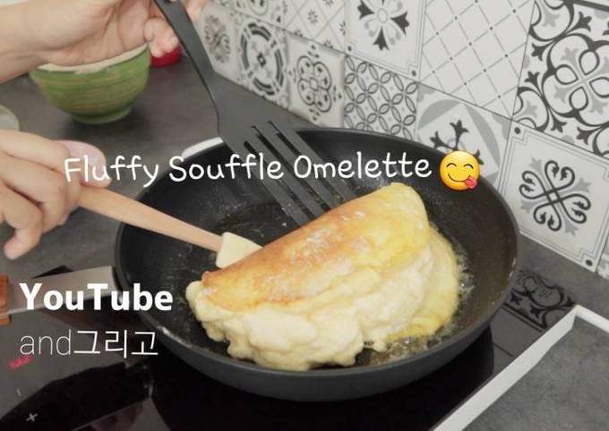 Easy Fluffy Soufflé Omelette