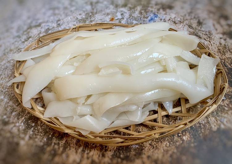 Simple Way to Prepare Homemade Homemade fresh rice noodles 🍜