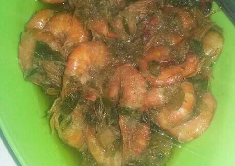 Resep Udang bumbu cabe ijo yang Lezat