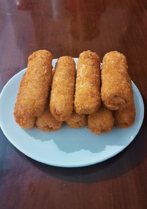 Foto resep Risoles Roti Tawar Isi Slice Beef Bolognese