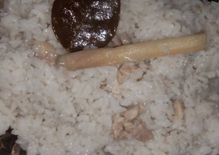 Langkah Mudah untuk Membuat 4.Nasi liwet Rice Cooker yang Bikin Ngiler