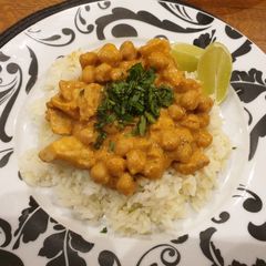 A picture of Sri Lankan fish curry.