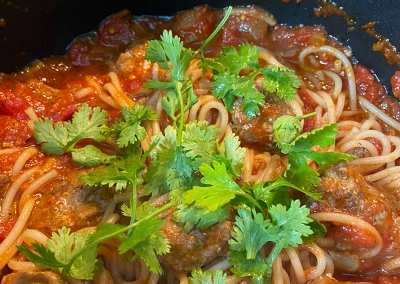 Spaghetti and meatballs