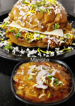 A picture of Paneer Pav Bhaji Burger.