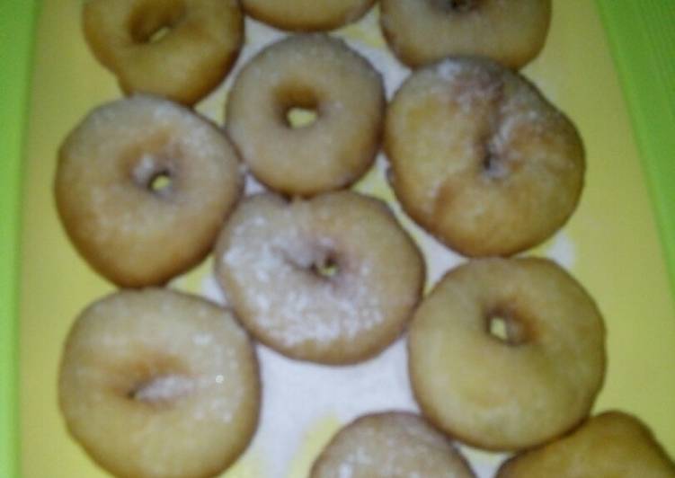 Donat kentang cemilan malam