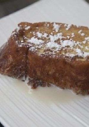 A picture of Torrijas (French toast).