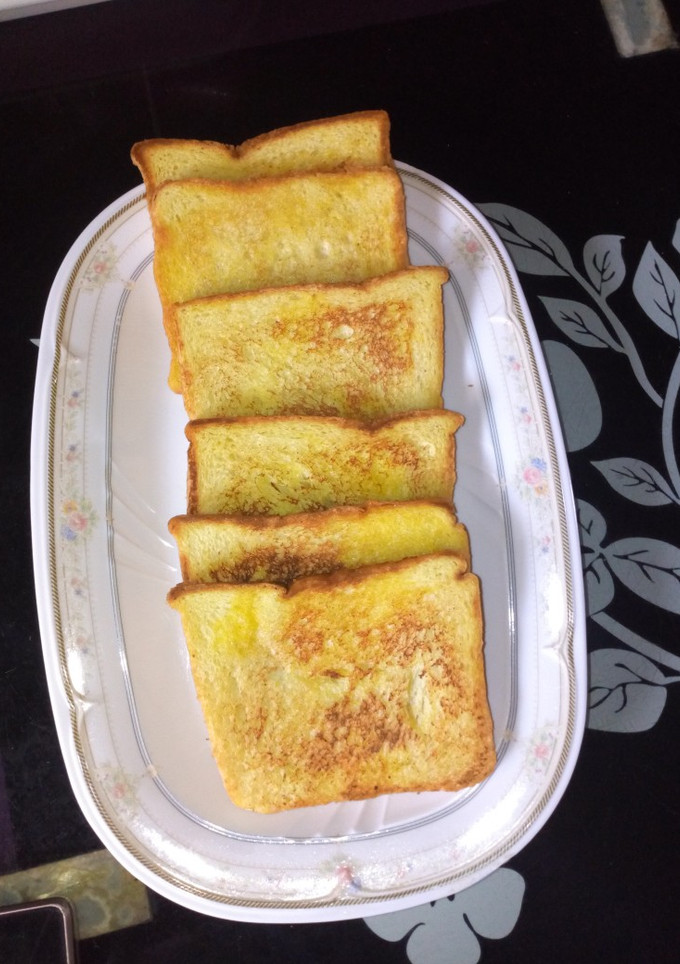 A picture of Toasted bread.
