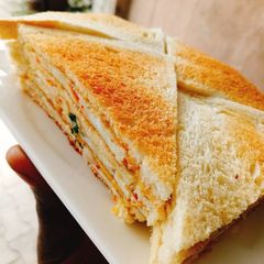 A picture of Egg toast sandwich.