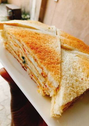 A picture of Egg toast sandwich.