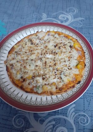 पिज़्ज़ा (pizza recipe in Hindi) रेसिपी मुख्य फोटो