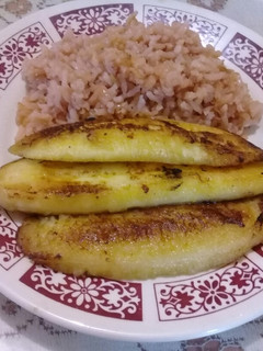 Una foto de Plátano macho frito 🍌🍌