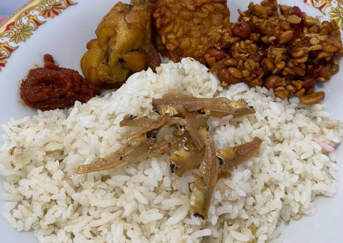 Nasi Liwet Magic Com foto resep utama