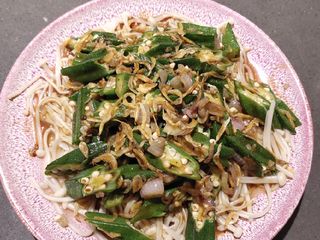 Lady Finger with Enoki Mushroom