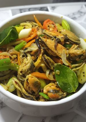 Foto resep Tumis Kerang (Tips Tidak Amis)