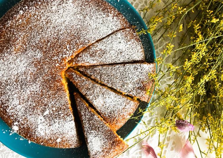 Bolo rápido de cenoura e côco