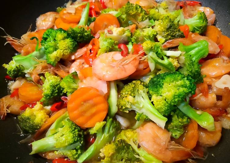 Tumis Udang Brokoli Wortel