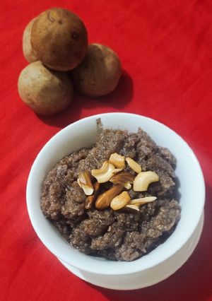 A picture of Chikoo halwa.