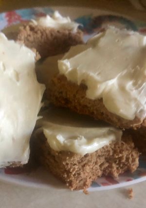 A picture of Iced Carrot cake blondies.