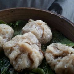 A picture of Duck Dumplings.