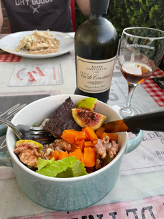 A picture of Fig, walnut and blue cheese salad.
