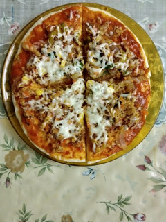 પીઝા(pizza recipe in Gujarati) રેસીપી મુખ્ય ફોટો