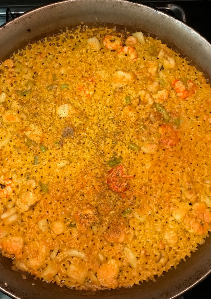 Una foto de Arroz con Rape y ajos tiernos