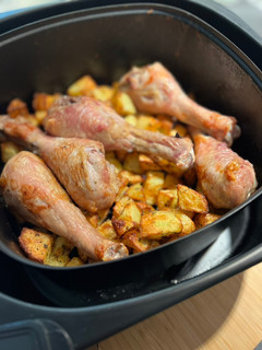 Foto di Pollo e patate croccanti, in friggitrice ad aria