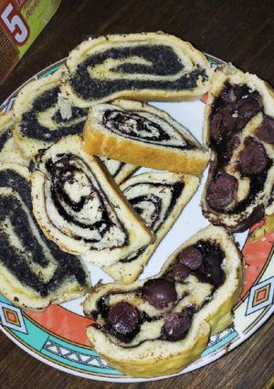 Kakaós, mákos, kakaós meggyes kalács recept fotója