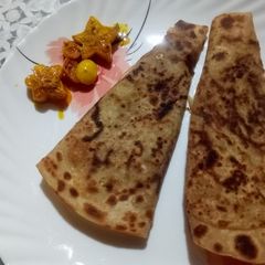 A picture of Paper Paratha.