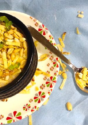 ફરાળી મિસળ(farali misal recipe in gujarati) રેસીપી મુખ્ય ફોટો