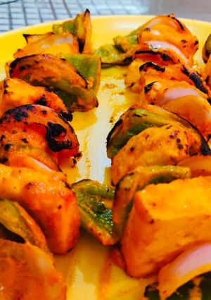 A picture of Sizzling paneer tikka.