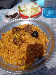 عکسی از دستور مچبوس گوشت عربی