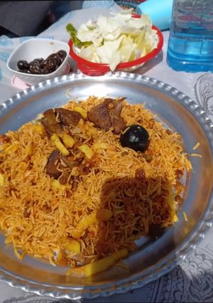 عکسی از دستور مچبوس گوشت عربی
