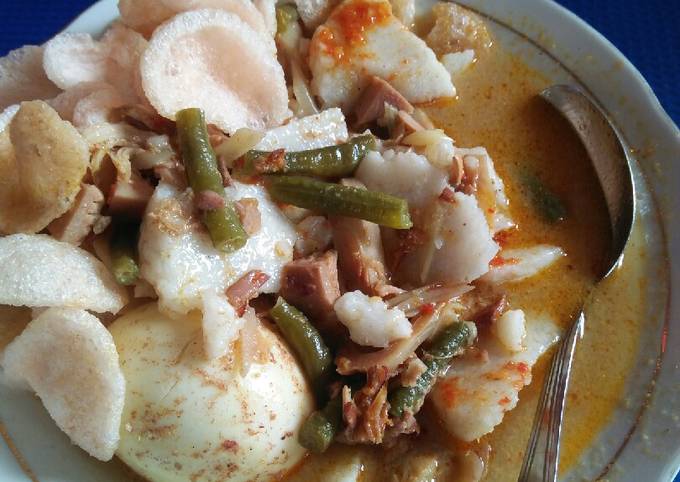Cara Memasak Lontong sayur padang Praktis