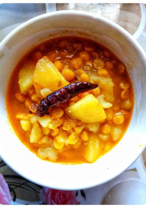 A picture of Aloo - Dal ki sabzi.