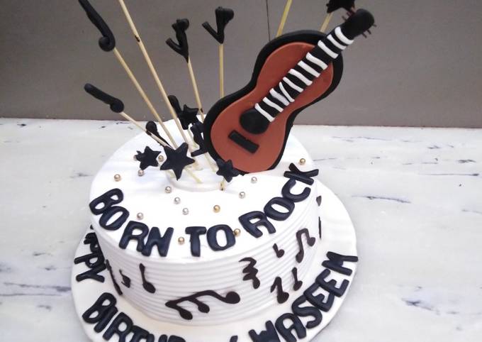 260 Guitar Cake Stock Photos - Free & Royalty-Free Stock Photos from  Dreamstime