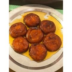 A picture of Chhana'r Jilapi or Chhena (Paneer) Jalebis.