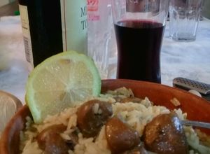 Una foto de Riñones al vino