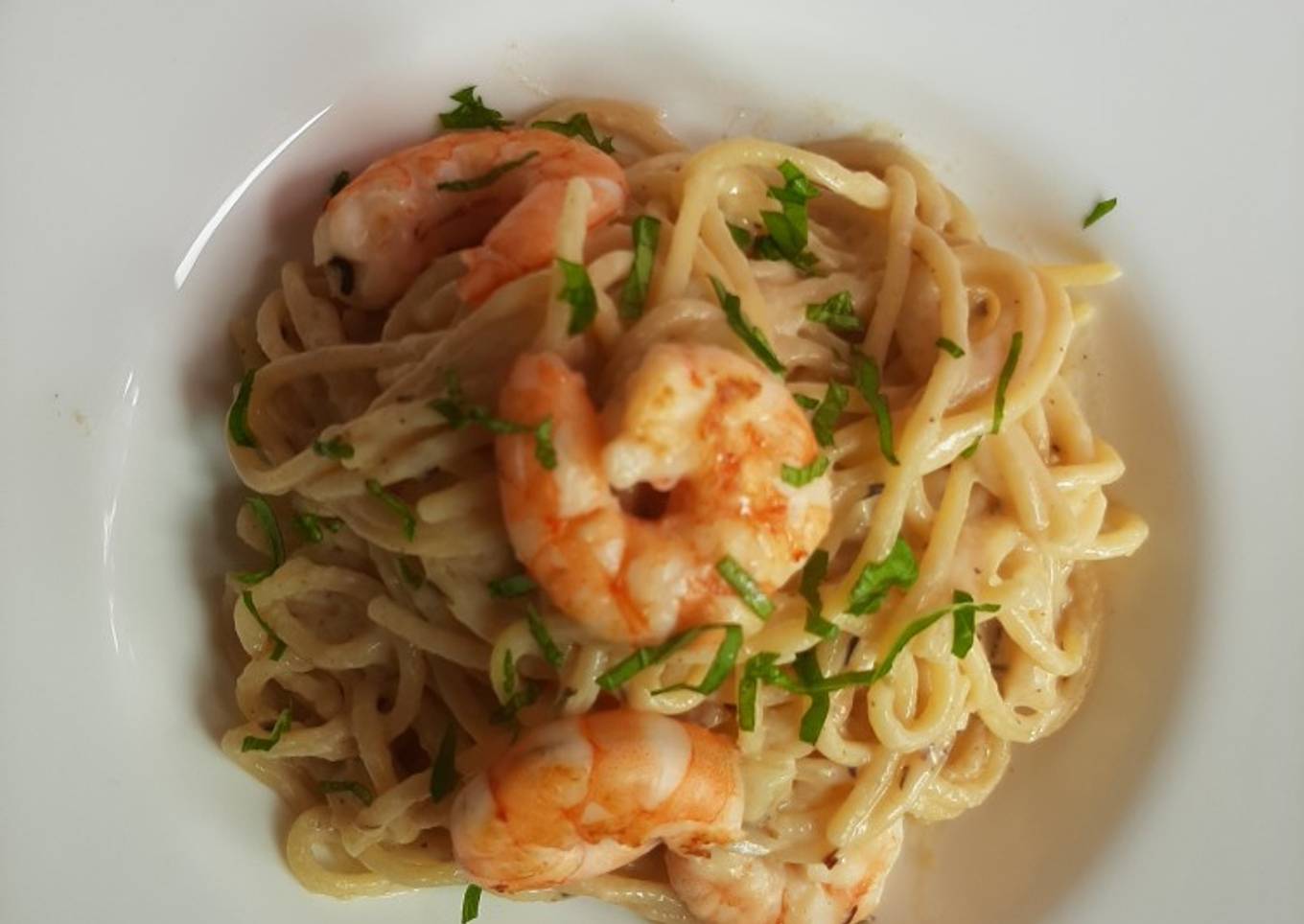 Spaghetti con camarones