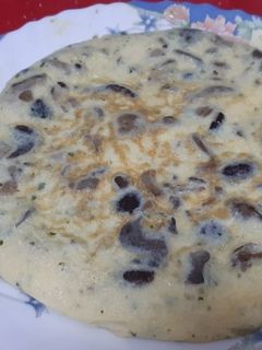 Una foto de Tortilla de setas variadas